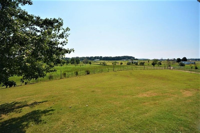7076 Lamont Rd, Springfield, TN 37172