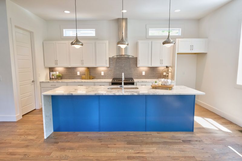 2415 Alameda St, Nashville, TN 37208