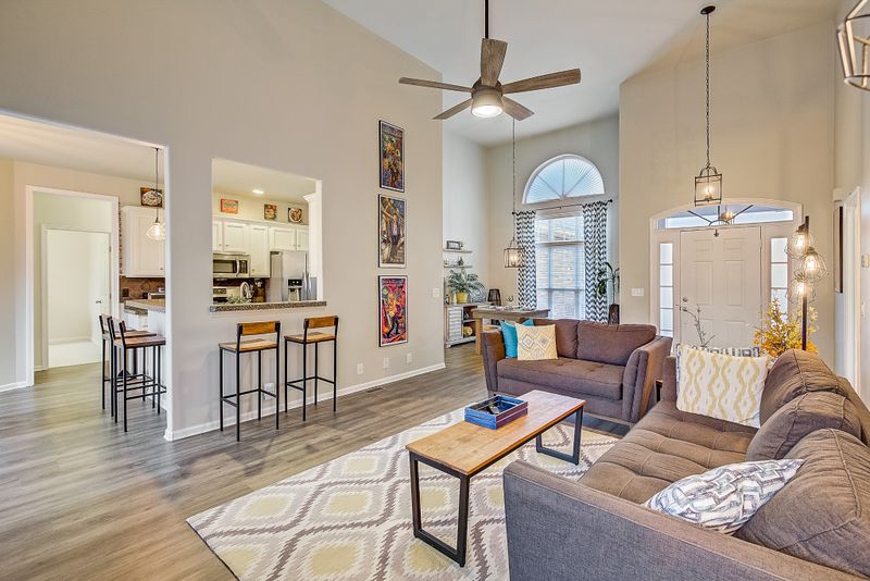 210 Quad Oak Dr, Mount Juliet, TN 37122