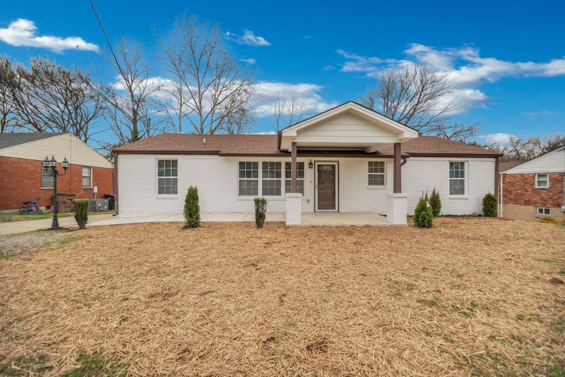 304 Finley Dr, Nashville, TN 37217