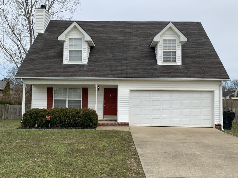 3214 Grantown Dr, Murfreesboro, TN 37128
