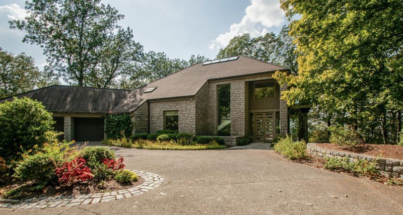 2032 Sunset Hills Ter, Nashville, TN 37215