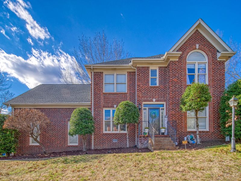 5305 Mast Pt, Hermitage, TN 37076