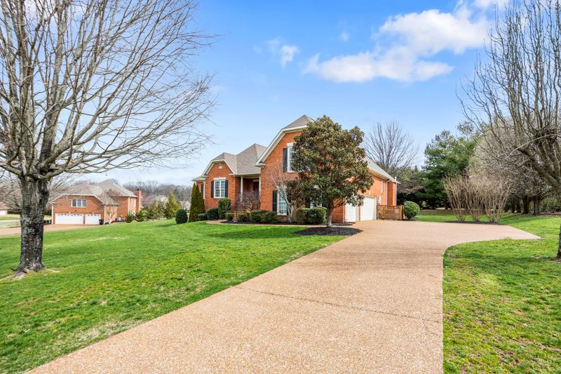 4132 Oxford Glen Dr, Franklin, TN 37067