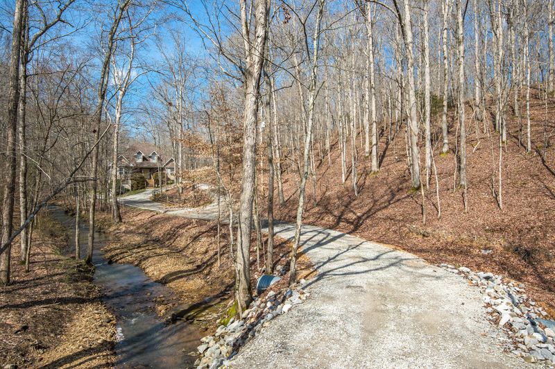 1108 Bakers Work Rd, Burns, TN 37029