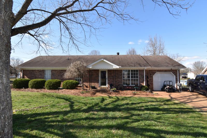 207 Lexington Dr, Smyrna, TN 37167