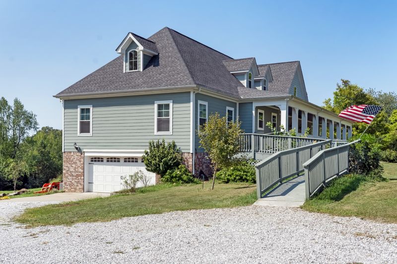 1520 Ridge Rd, Dickson, TN 37055