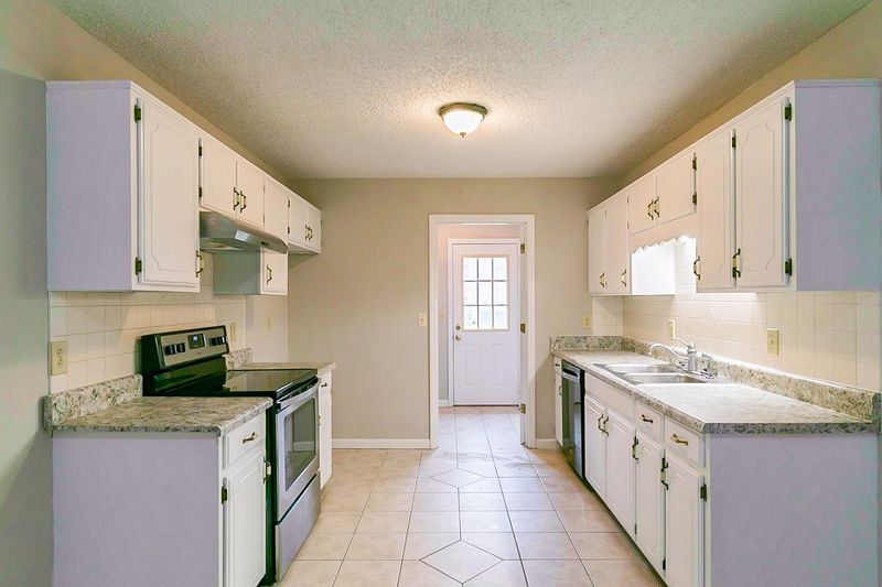 4807 Duffield Dr, Murfreesboro, TN 37129