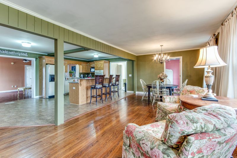 2837 Emery Rd, Murfreesboro, TN 37130