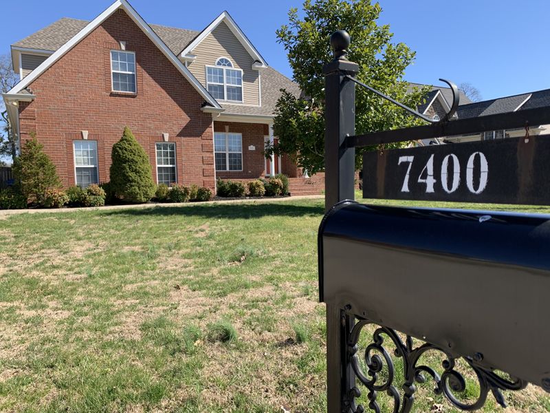 7400 Cloverdale Way, Murfreesboro, TN 37129