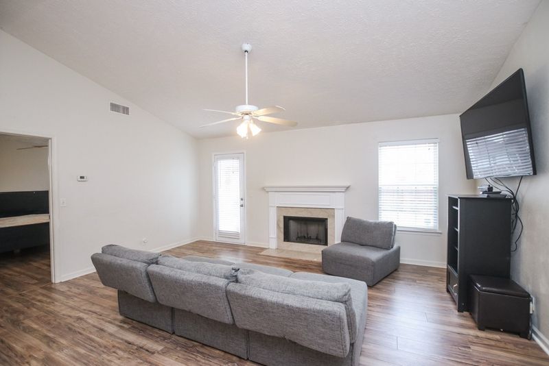 2018 Cason Trl, Murfreesboro, TN 37128