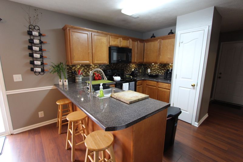 213 Floyd Mayfield Dr, La Vergne, TN 37086