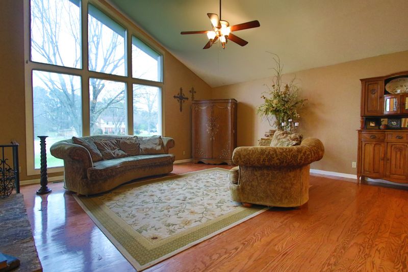 1315 Gen Macarthur Dr, Brentwood, TN 37027