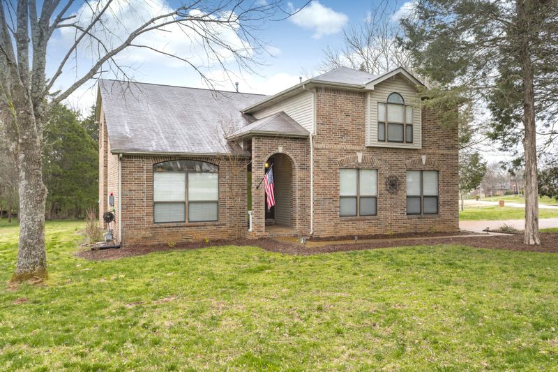 1401 Trailridge Cir, Mount Juliet, TN 37122