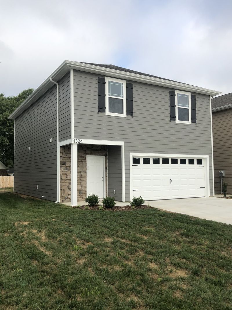 2207 Lismore Dr, Murfreesboro, TN 37127