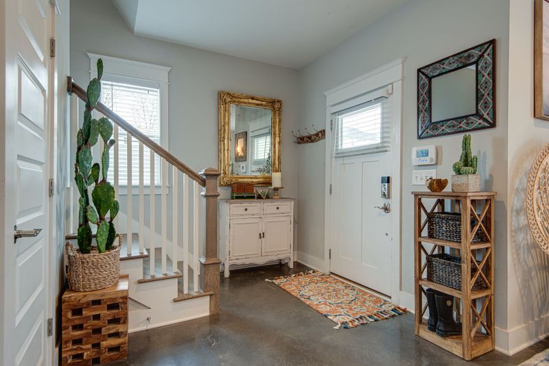 2401B Middle St #B, Nashville, TN 37208