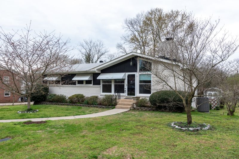 6561 Marauder Dr, Nashville, TN 37209