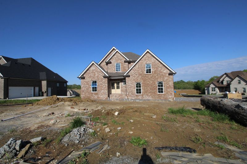 179 Dobson Knob Trl, Nolensville, TN 37135