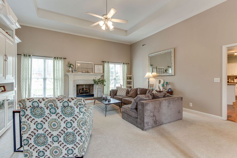 2306 Chasteen Ct, Murfreesboro, TN 37130