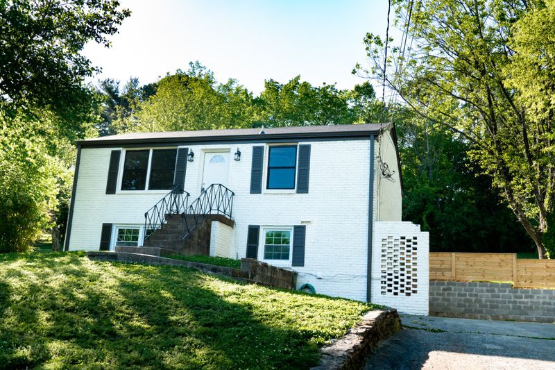 330 Elysian Fields Rd, Nashville, TN 37211