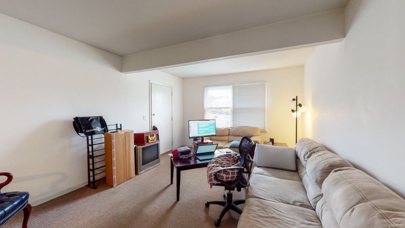 516 Trenton Ct, Hermitage, TN 37076