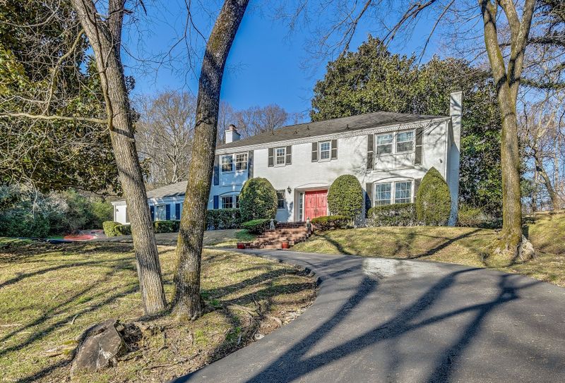 6601 Fox Hollow Rd, Nashville, TN 37205