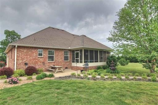 9241 W Lyon Rd, Readyville, TN 37149
