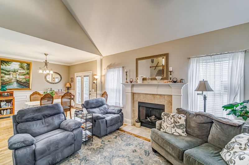 5118 Reagan Dr, Murfreesboro, TN 37129