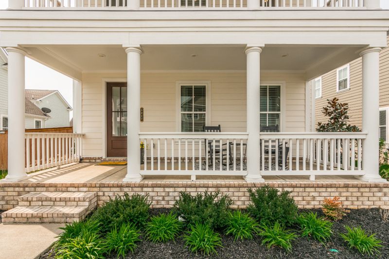 3217 Vinemont Dr, Thompsons Station, TN 37179