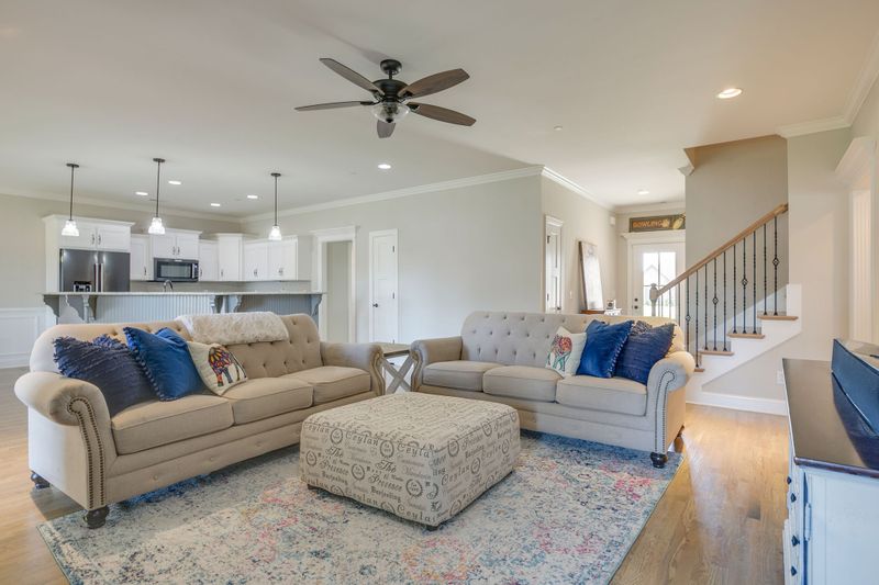 1018 Cascadeway Dr, Murfreesboro, TN 37129