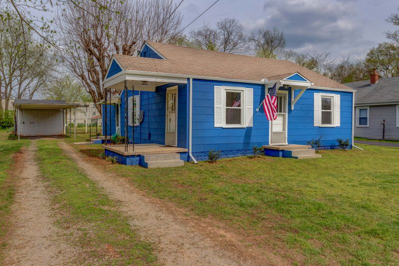 720 East St, Murfreesboro, TN 37130