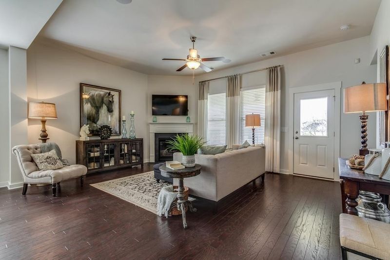 822 Lexi Ln, Murfreesboro, TN 37130