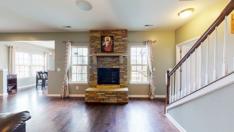 311 Cobblestone Lndg, Mount Juliet, TN 37122
