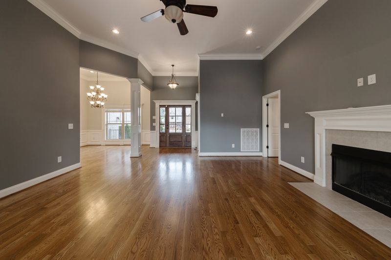 2050 Higgins Ln, Murfreesboro, TN 37130