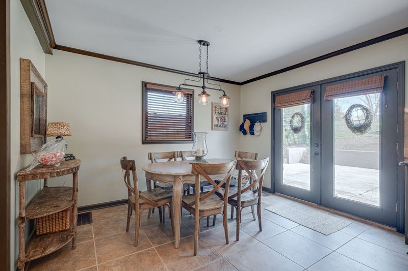 966 Pointview Cir, Mount Juliet, TN 37122