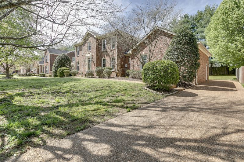 1544 Kinnard Dr, Franklin, TN 37064