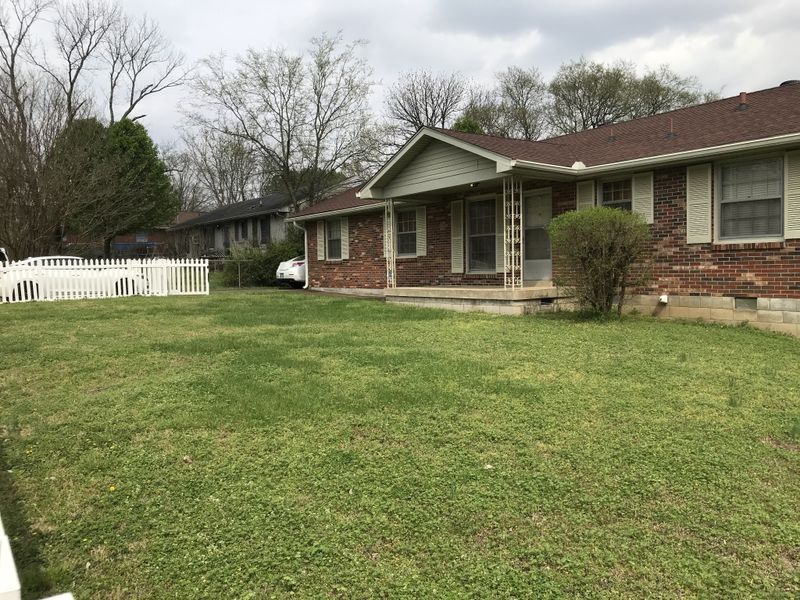 308 Becklea Dr, Madison, TN 37115