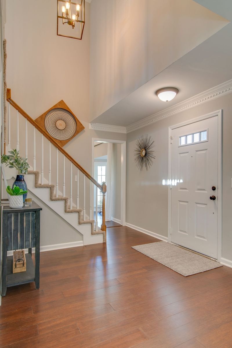 1308 Creek View Ct, Nashville, TN 37221