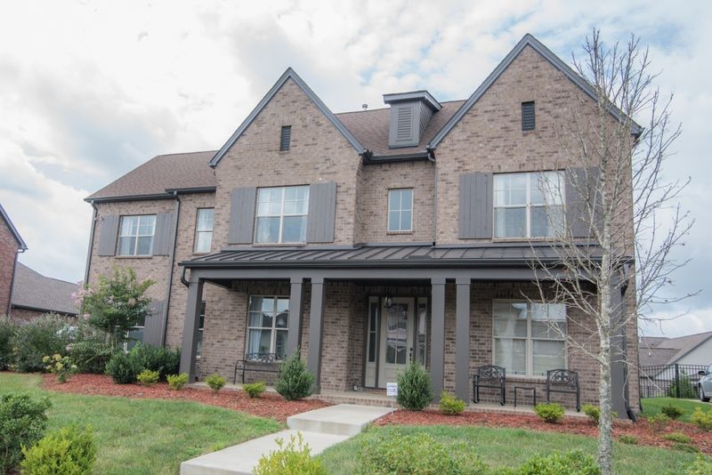 120 Vanner Rd, Mount Juliet, TN 37122