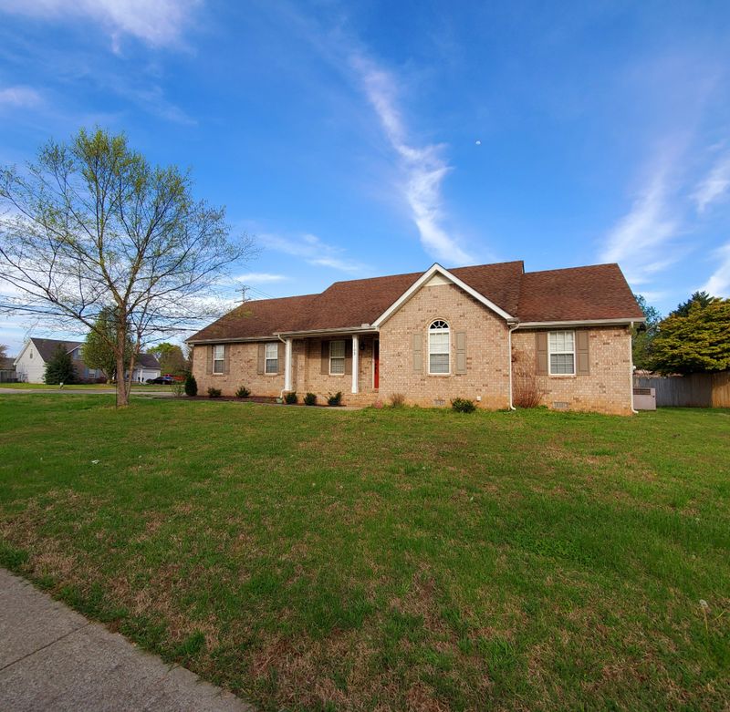 1703 Joben Dr, Murfreesboro, TN 37128