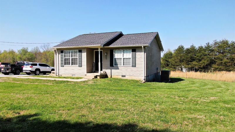 4472 W Wilson Rd, Cedar Hill, TN 37032
