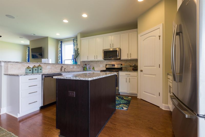 910 Cavan Ln, Mount Juliet, TN 37122