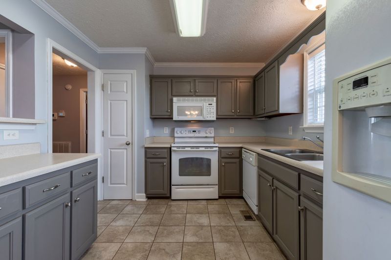 458 Lester Fleming Dr, Murfreesboro, TN 37128