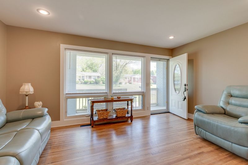 142 Jacksonian Dr, Hermitage, TN 37076