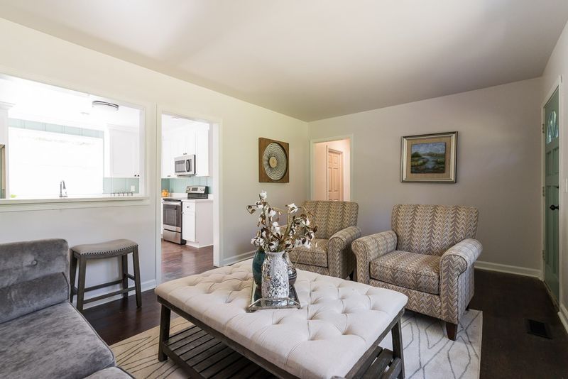 453 Coventry Dr, Nashville, TN 37211
