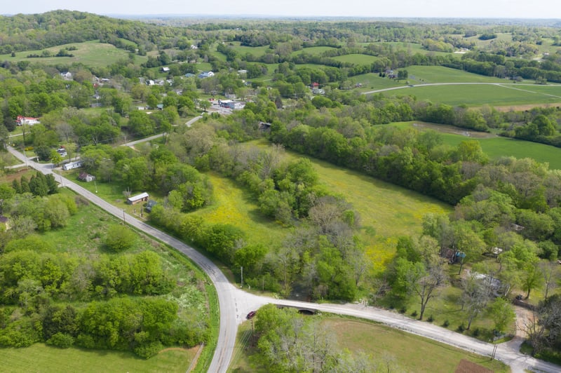 2351 Valley Creek Rd, Culleoka, TN 38451