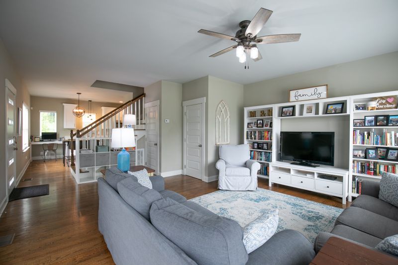 121 Berry St, Nashville, TN 37207