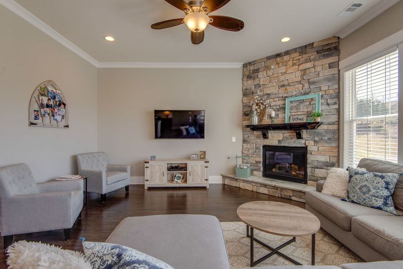 1718 Biscayne Dr, Franklin, TN 37067