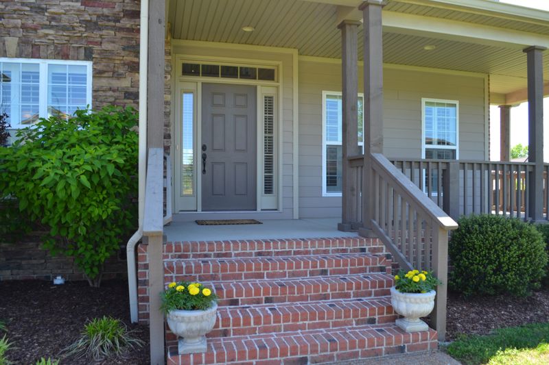 131 Springfield Dr, Lebanon, TN 37087