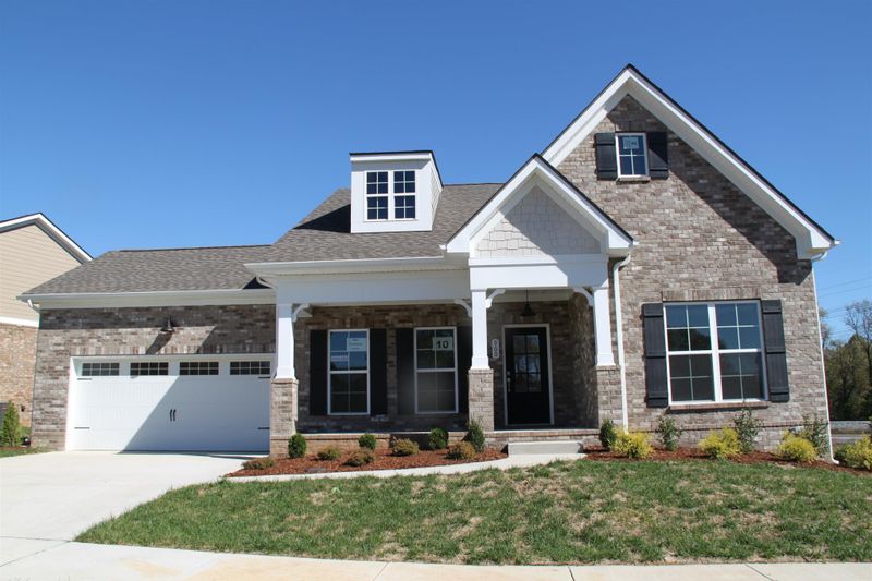 900 Carraway Ln, Spring Hill, TN 37174